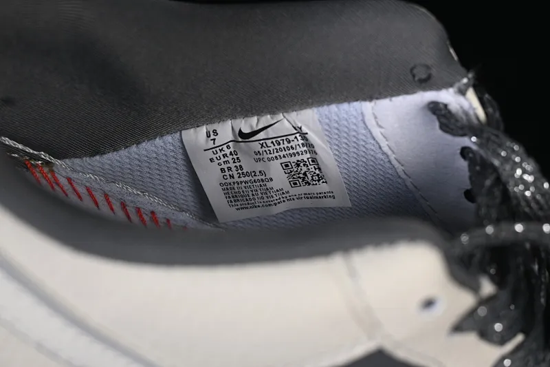 All categories Nk Air Force 1 Air Force series Nk Air Force 1 Low Air Force low-top Nike Air Force 1'07 Low joint white and black graffiti Air Force 1 low-top casual sneakers XL1979-130